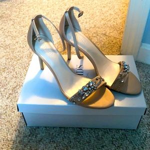 David’s bridal heels